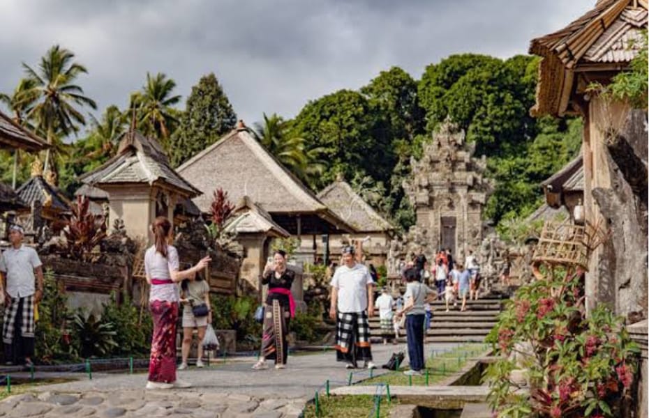 12bcbdf0-f60e-4579-9fef-aafe6e42efc4